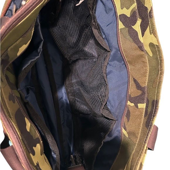 Skip Hop Diaper bag  cameo with multiple compartments - Picture 5 of 5